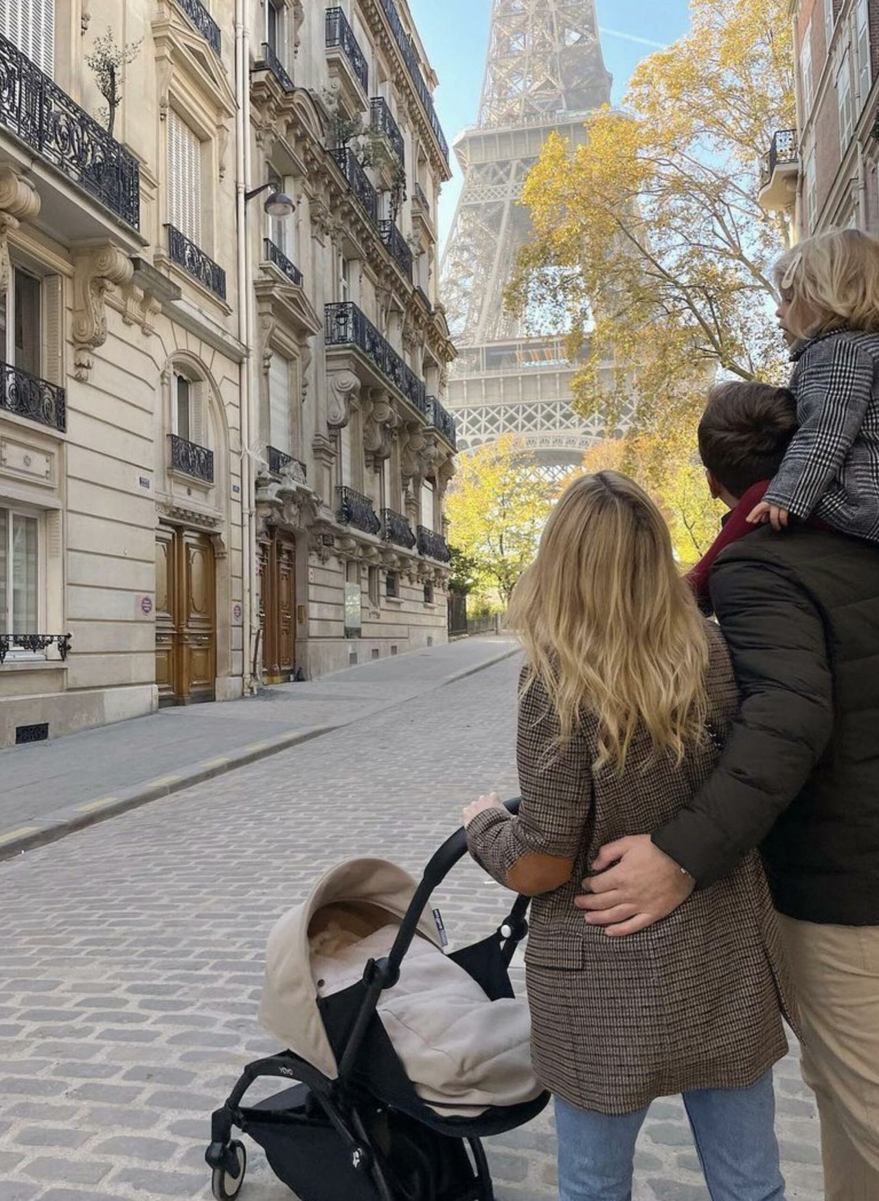 Kasia Tusk z rodziną w Paryżu