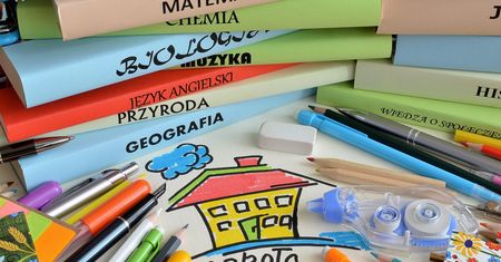 Gdzie najlepiej kupić podręczniki?