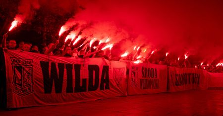 Kibice Lecha Poznań upamiętnili 68. rocznicę Poznańskiego Czerwca