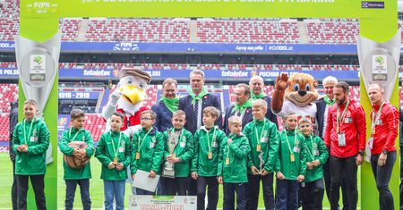 “Z podwórka na stadion” – drużyna SP 78 Poznań najlepsza w Polsce!