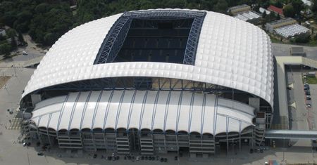 Bezpieczeństwo na stadionie – powstanie parking dla kibiców gości?