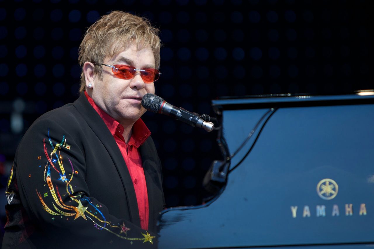 Elton John zakończył karierę