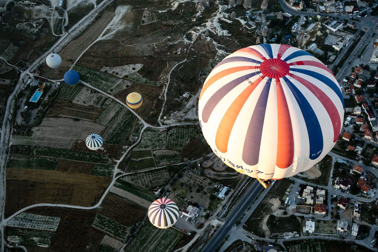 Największy festiwal balonów w Polsce. Otwarcie zapiera dech w piersiach