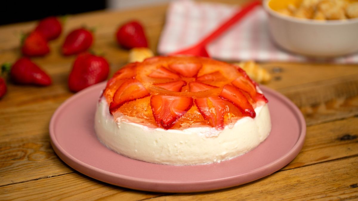 Deser z truskawek i mleka skondensowanego- Pyszności