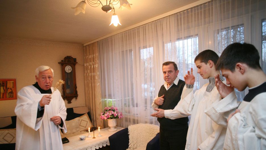 Kościół katolicki w Polsce za czas odwiedzin duszpasterskich przyjął okres po świętach Bożego Narodzenia.