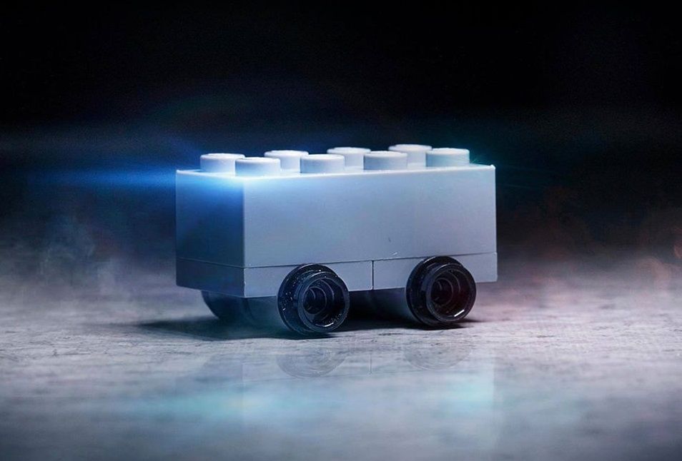 LEGO wyśmiewa Cybertruck. Lepiej nie mogli tego zrobić