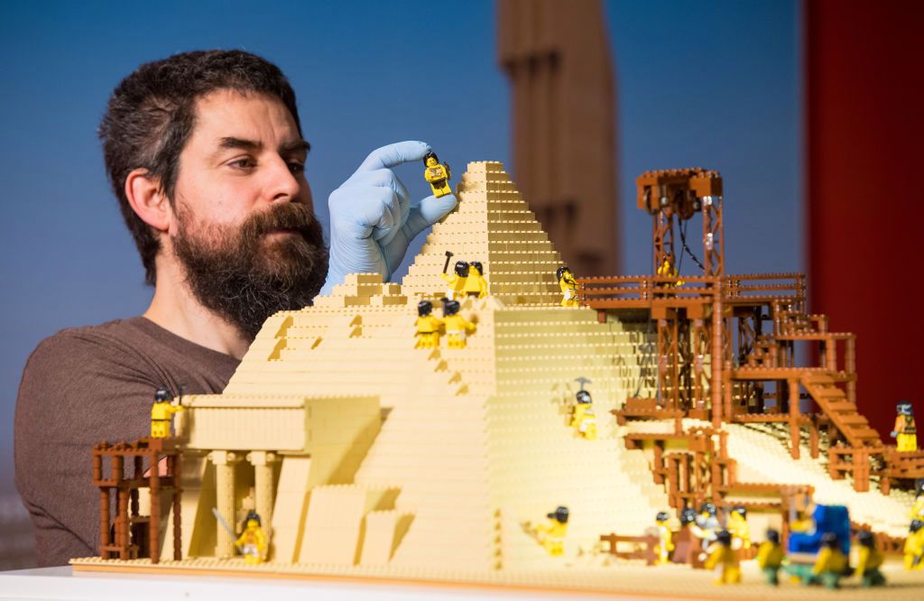 Zobacz, jak powstają klocki Lego, w programie "Megafabryki" w Telewizji WP