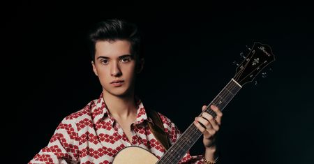 TYLKO W WP: Marcin Patrzałek wygrał włoskie talent-show, a teraz podbija świat. Dlaczego o chłopaku z Kielc w Polsce ciągle jest cicho?