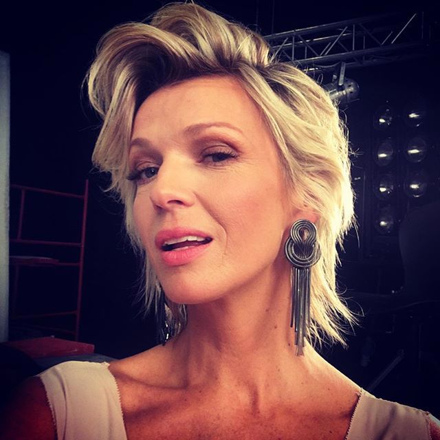 Magda Mołek w genialnej stylizacji. Jej sukienka to hit jesieni