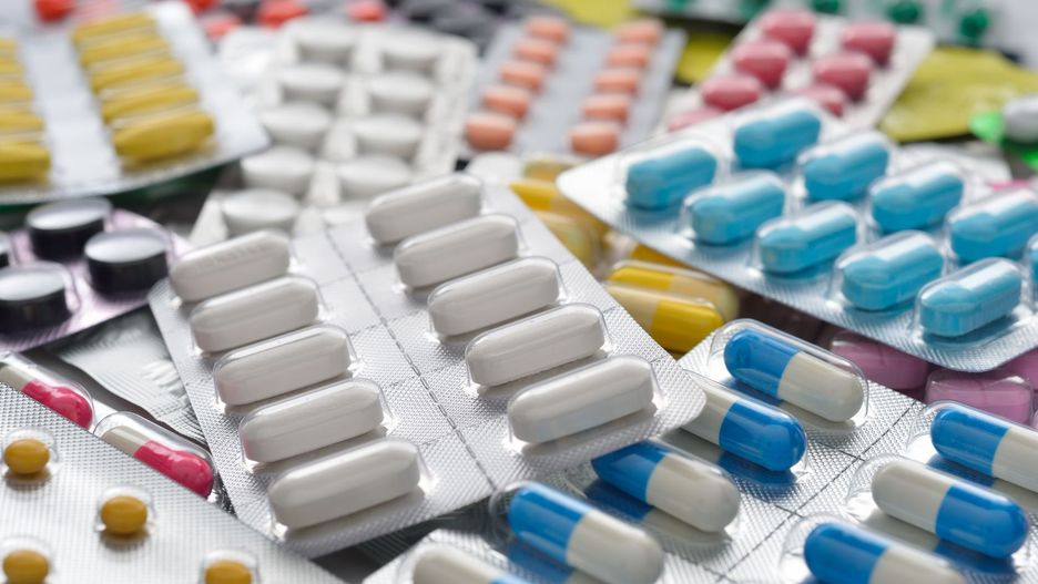 Chociaż często można je kupić w aptece i wyglądem mogą przypominać lekarstwa, to nimi nie są
