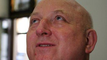 Oleksy w kuluarach Sejmu