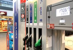 Dlaczego na stacjach tak drogo? Eksperci: Orlen może już zbiera na przejęcie Lotosu i starty Kubicy w F1