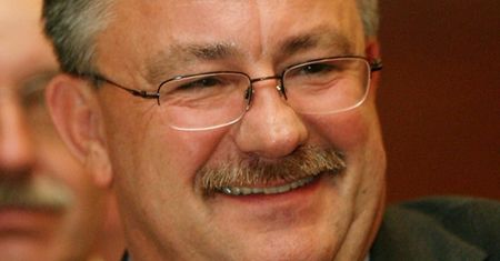 10 milionerów, którzy dorobili się na odprawach