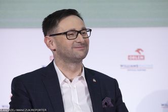 Orlen podniesie pensje i wypłaci dodatkowe premie. Jest porozumienie ze związkami zawodowymi