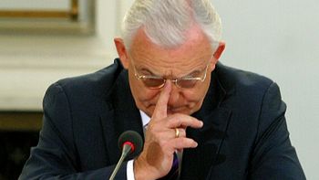 Leszek Miller podczas przesłuchania przez sejmową komisję śledczą ds. PKN Orlen