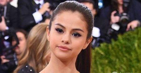 Padł nowy rekord Instagrama! Selena Gomez pobiła właśnie poprzednie najbardziej lajkowane zdjęcie. Zobaczcie, jak wygląda fotka, która zebrała ponad 4 miliony lajków!