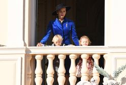 "Smutna księżna" Charlene z dziećmi na święcie narodowym Monako