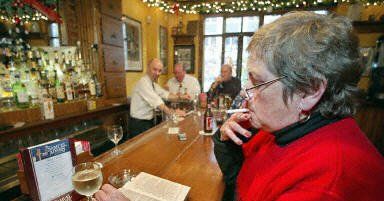 Zakaz palenia w nowojorskich barach i restauracjach