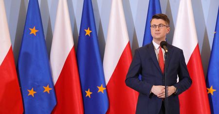 Koronawirus w Polsce wpłynie na obchody rocznicy katastrofy smoleńskiej. Prezydent i rzecznik rządu o scenariuszach
