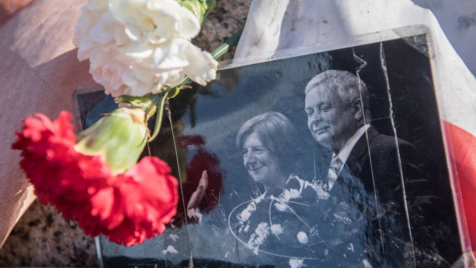 Mija osiem lat od tragedii w Smoleńsku 