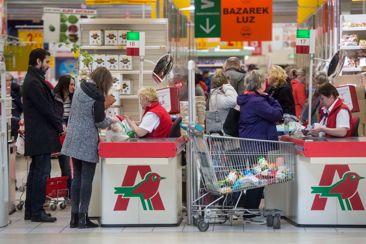 Koszyk zakupowy WP Finanse. Jedna sieć zostawiła inne w tyle - zakupów nie zrobisz nigdzie tak tanio