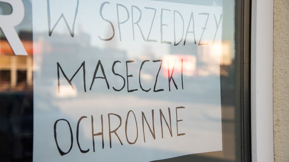 "Gdzie można kupić maseczki?" - to jedno z popularniejszych od kilku tygodni pytań 
