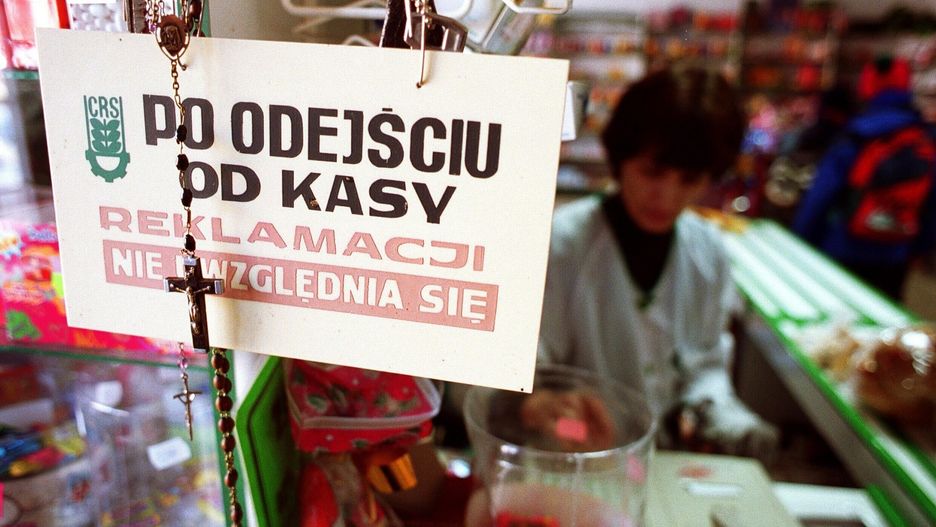 To producent decyduje, czy udzielić gwarancji. Rękojmia przysługuje z mocy prawa