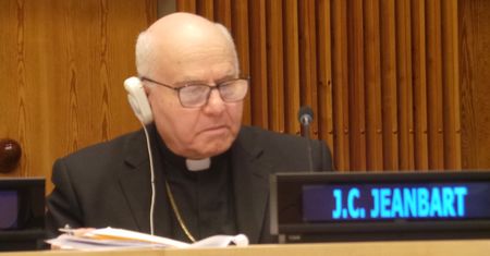 Arcybiskup Aleppo apeluje o nieprzyjmowanie uchodźców