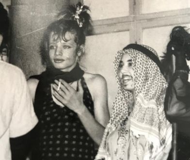 Znany dziennikarz pokazał zdjęcie z przeszłości. "Ta niunia po lewej to ja"