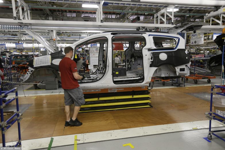 Nowa firma będzie czwartym największym producentem samochodów na świecie.