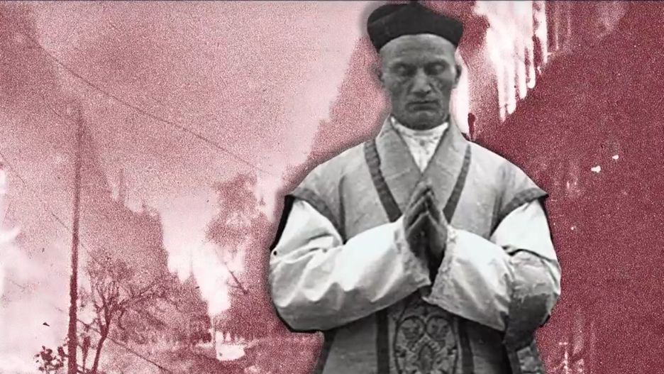 Kadr z filmu "Nie bój się wziąć w obronę swoich księży"
