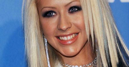 Christina Aguilera przesadziła z wypełniaczami. Jej twarz zmieniła się nie do poznania