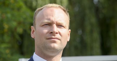 Były rzecznik PiS znowu został tatą. Mamy zdjęcia