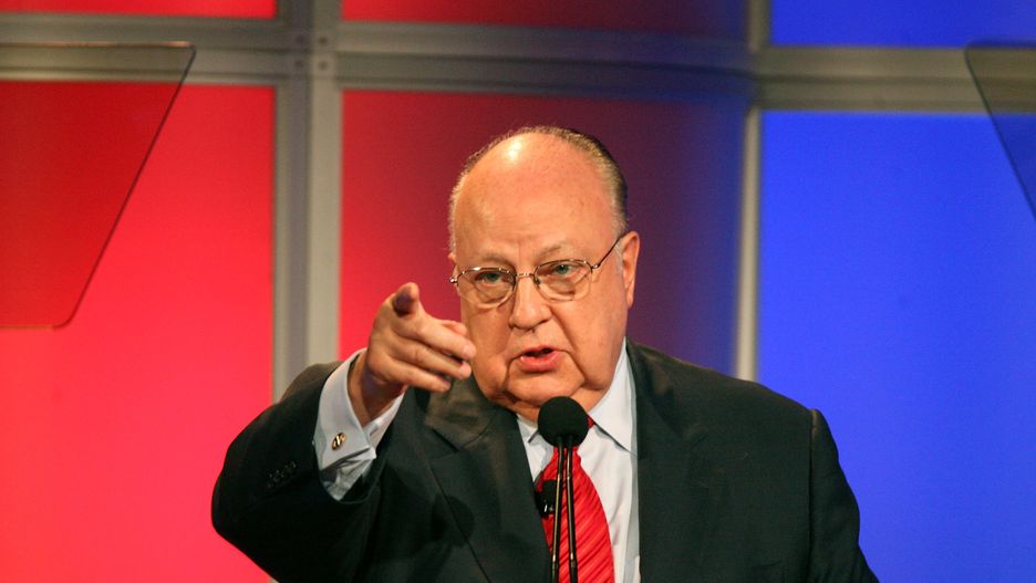 Roger Ailes zmarł niespełna rok po aferze pokazanej w "Bombshell". Miał 77 lat