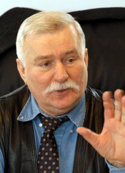 Wałęsa o Wachowskim: nie wierzę, zobaczymy