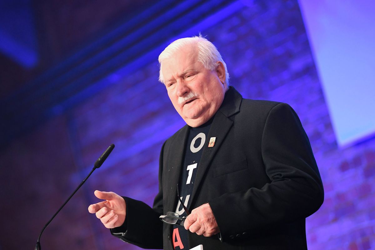 Lech Wałęsa chce przeprosin od kilkunastu osób. Jest specjalna lista