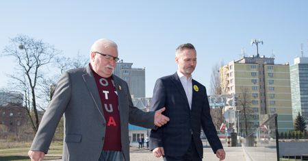 Wybory do Parlamentu Europejskiego 2019. Lech Wałęsa odradza synowi politykę