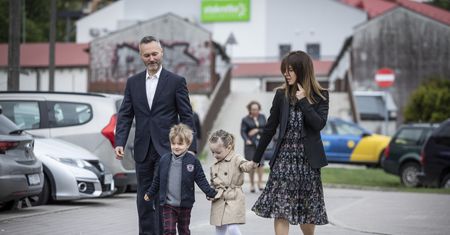 Wyniki wyborów do Europarlamentu 2019. Wałęsa komentuje porażkę syna