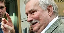 Wałęsa zajmie się Danuśką
