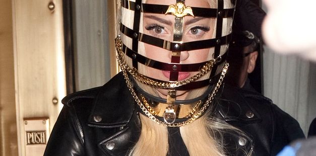 Lady Gaga założyła kaganiec!