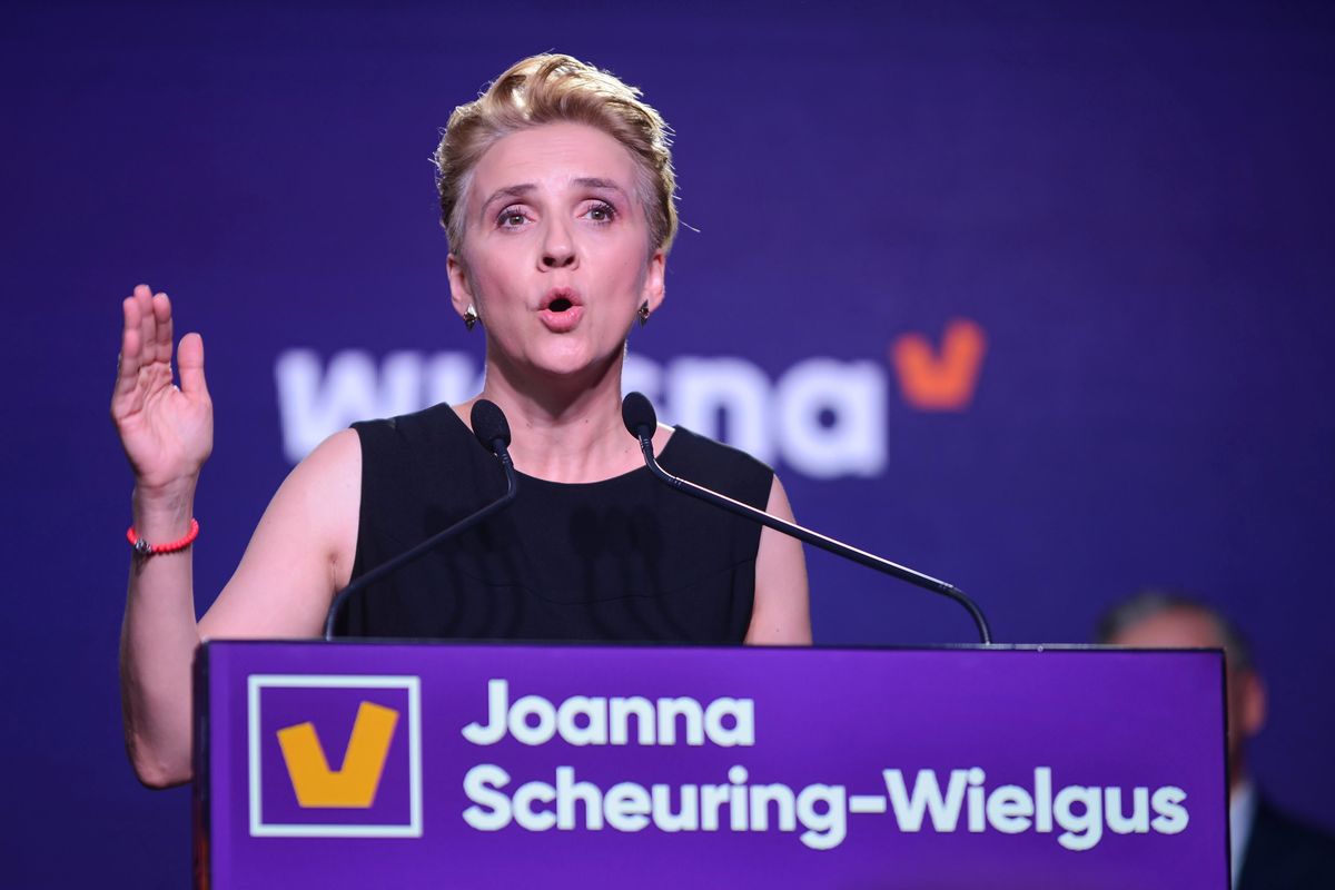 Joanna Scheuring-Wielgus poza Europarlamentem. Psia afera się zemściła