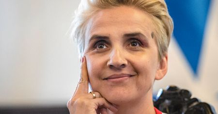 Joanna Scheuring-Wielgus przeproszona. Zawarła ugodę z internautą, który jej groził