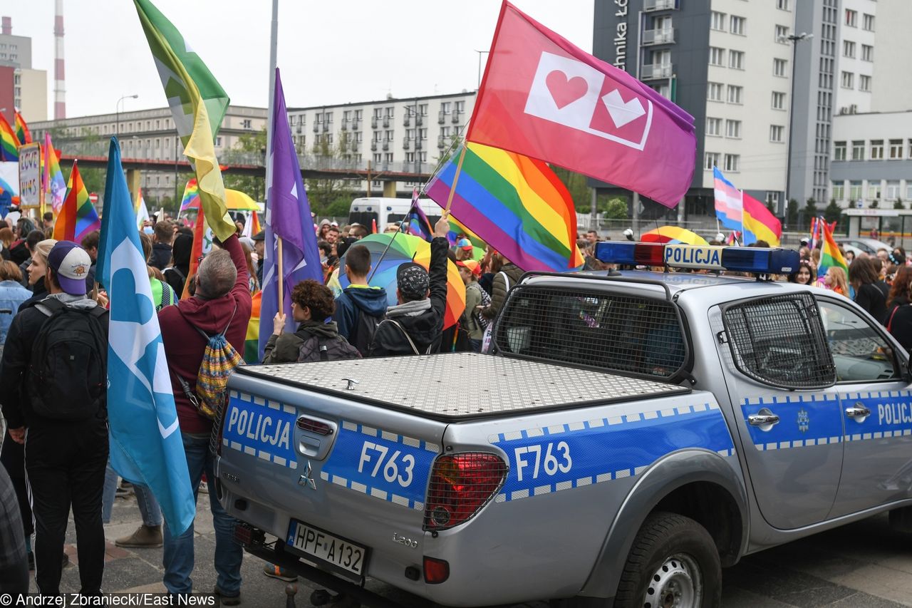 CBOS: Polacy raczej nie widzą potrzeby wspierania LGBT+