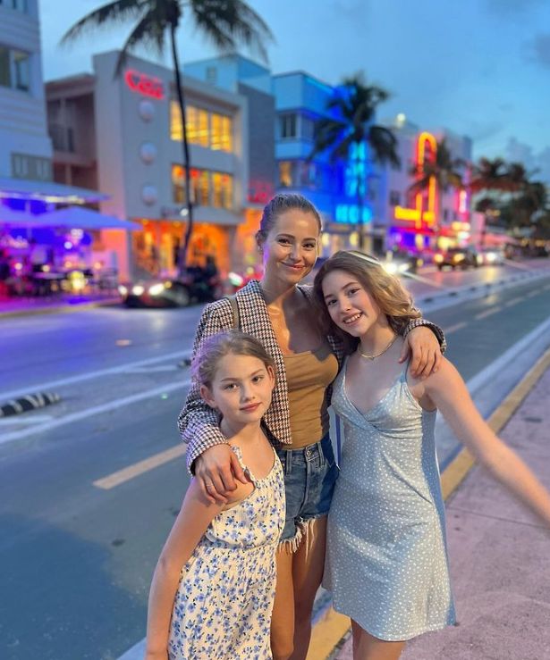 Agata Rubik zapozowała z córkami (fot. Instagram)