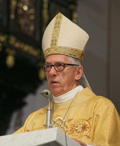Arcybiskup Wiktor Skworc apeluje do MEN. "Lekcje powinny być obowiązkowe"