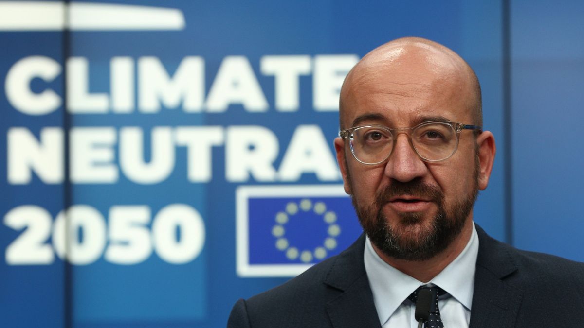 Przeciągające się dyskusje o klimacie sprawiły, że liderzy nie poświęcili czasu tematowi wieloletniego budżetu