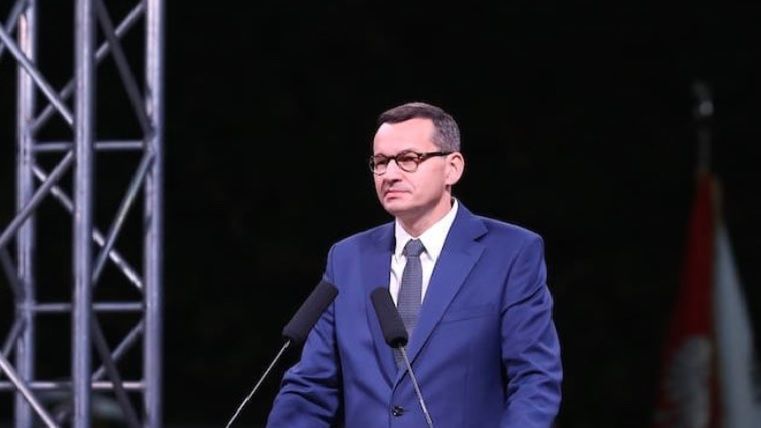 Na konwencji PiS Mateusz Morawiecki powiedział, że idziemy w kierunku liczenia ZUS od dochodu. Minister Emilewicz precyzuje jednak, że dotyczy to tylko najmniejszych firm. 
