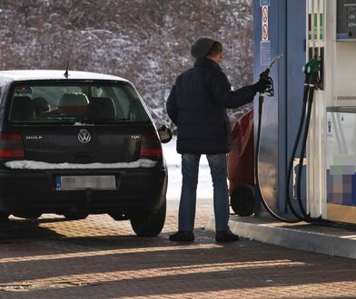 Zimą samochód nie odpali, jeśli ma kiepskie paliwo. Wiemy, które stacje mają najlepszy olej napędowy