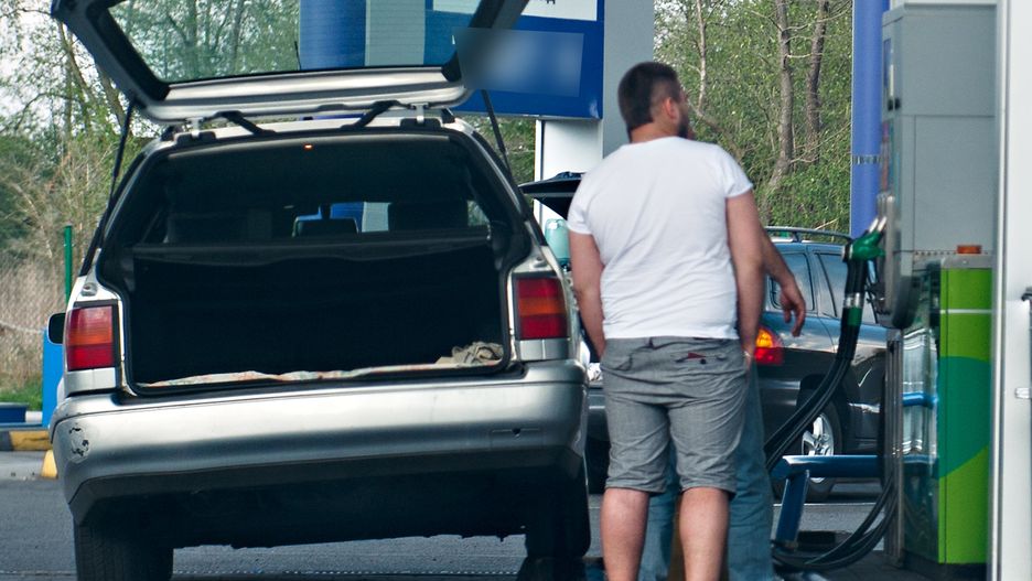 W niektórych miastach paliwo po 5 zł za litro to już norma