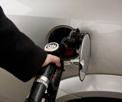 Benzyna ostro w górę, diesel bardziej opłacalny